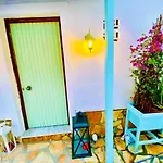 فيلة Kadafi