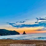 Kadafi آغيوس غوذيوس