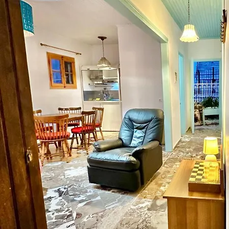 Villa Kadafi Agios Gordios (Corfu)